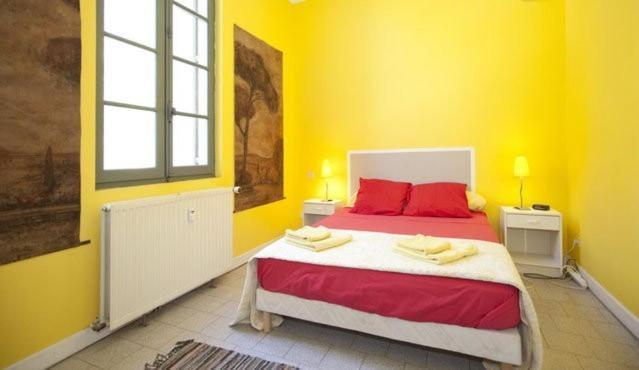 My Beaucaire Apartment Beaucaire  Room photo